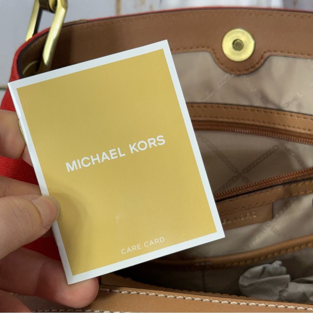 NWT, Michael Kors Raven, Terracotta Large Pocket Shoulder Tote Bag. - Picture 10 of 13